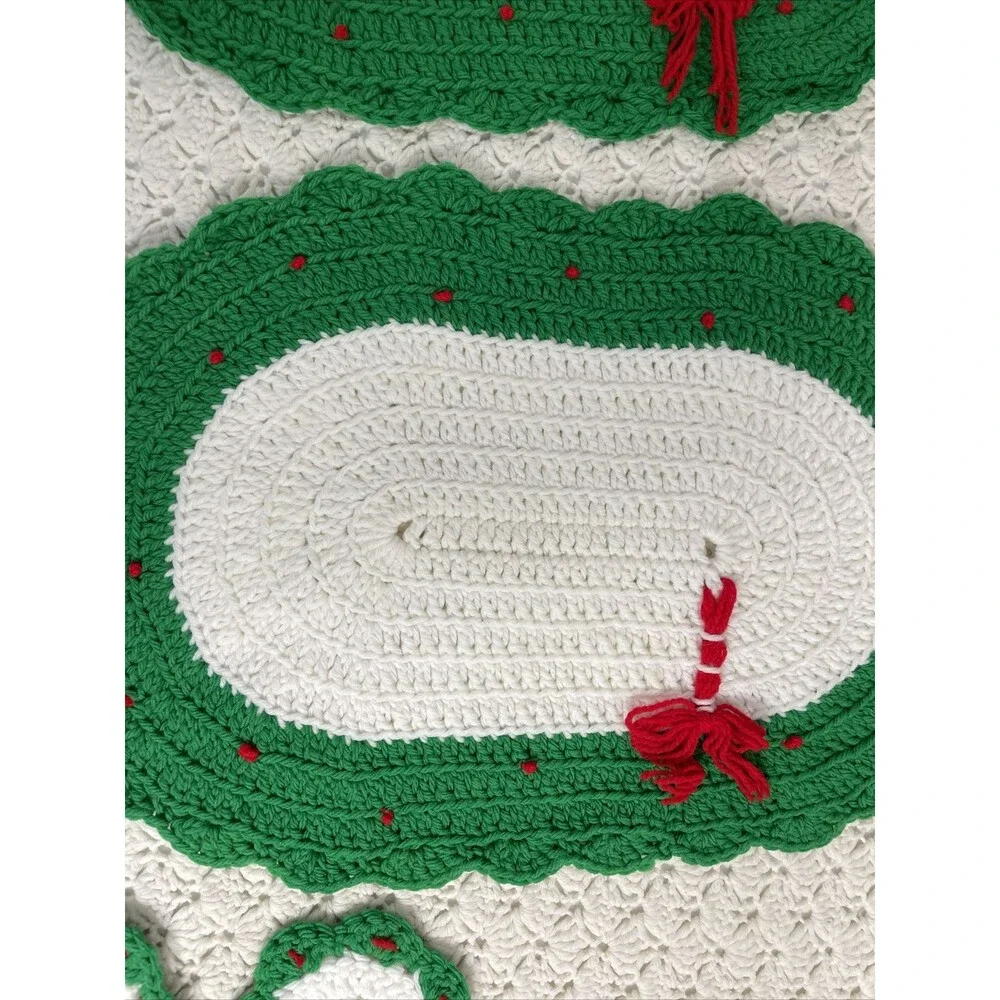 4 Placemats 4 Coasters Crocheted Handmade Christmas Red Green White 19”x13”